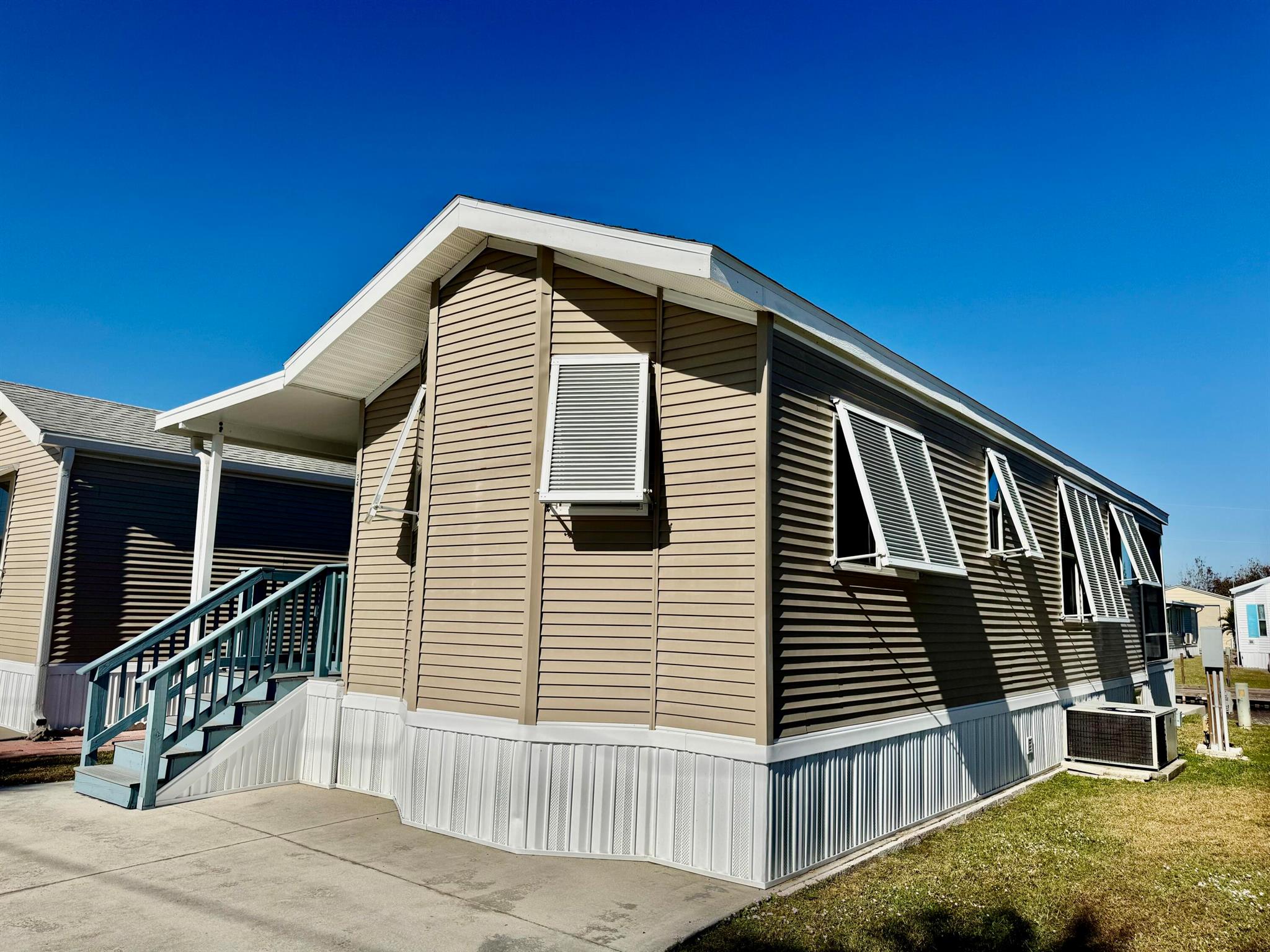 TURTLE COVE R V CONDO - Residential