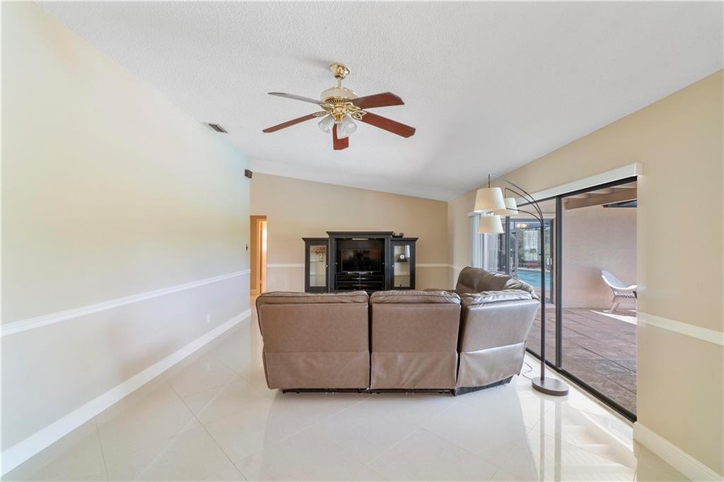 Cypress Run 93-16 B - Residential