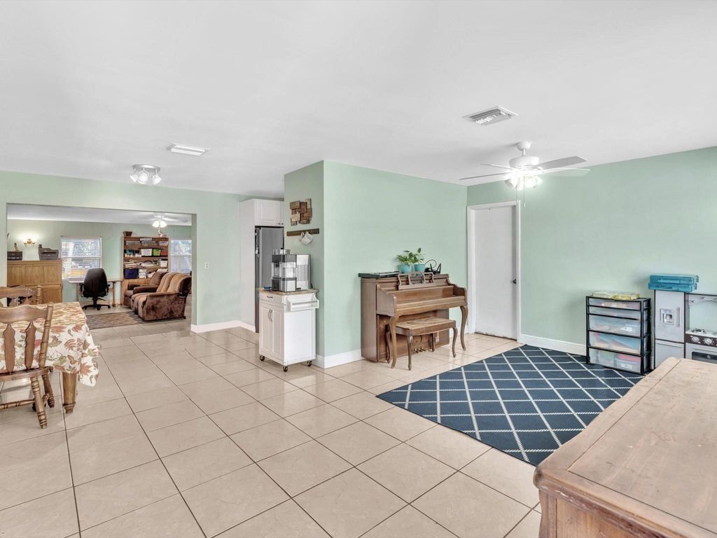 Photo of 4772 NW 4th Street, Plantation, FL 33317 (MLS # F10457489)