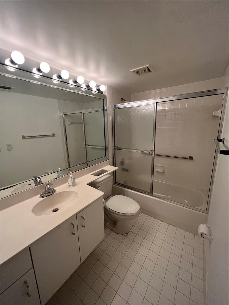 GRANVILLE KING'S POINT - Residential