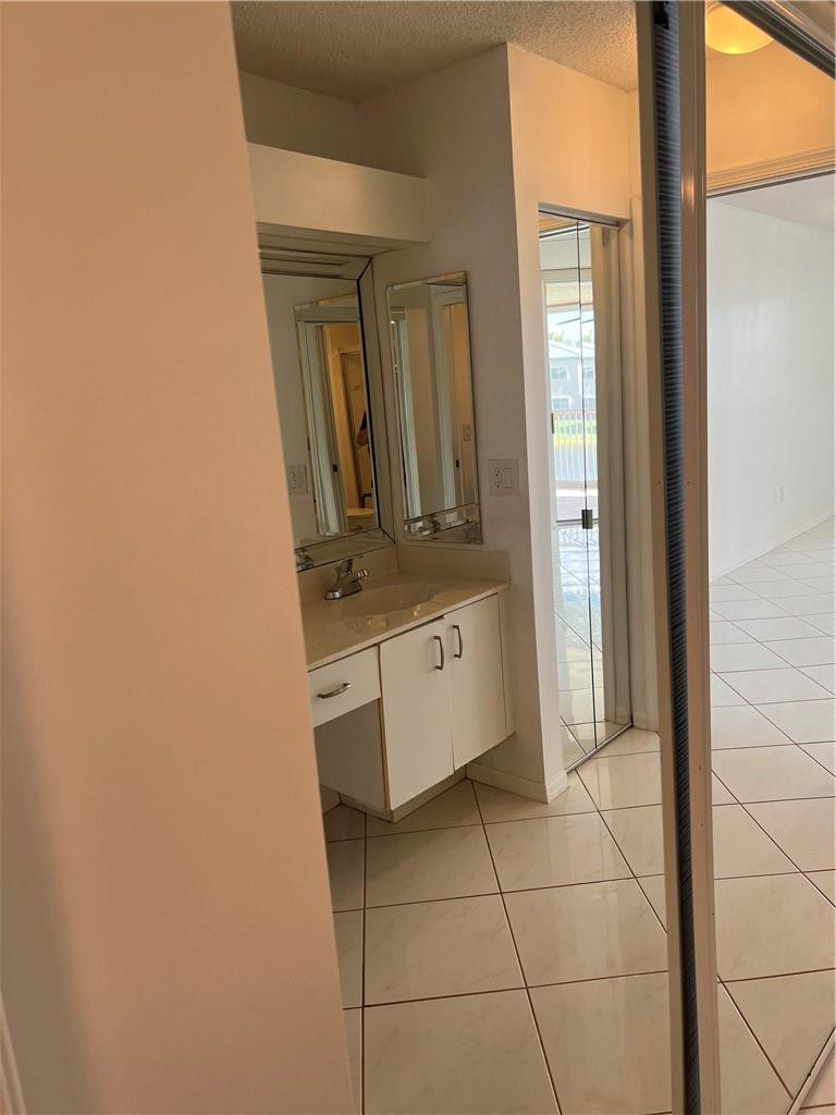 GRANVILLE KING'S POINT - Residential