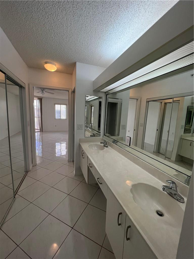 GRANVILLE KING'S POINT - Residential