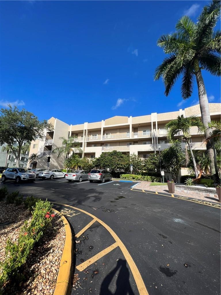 GRANVILLE KING'S POINT - Residential