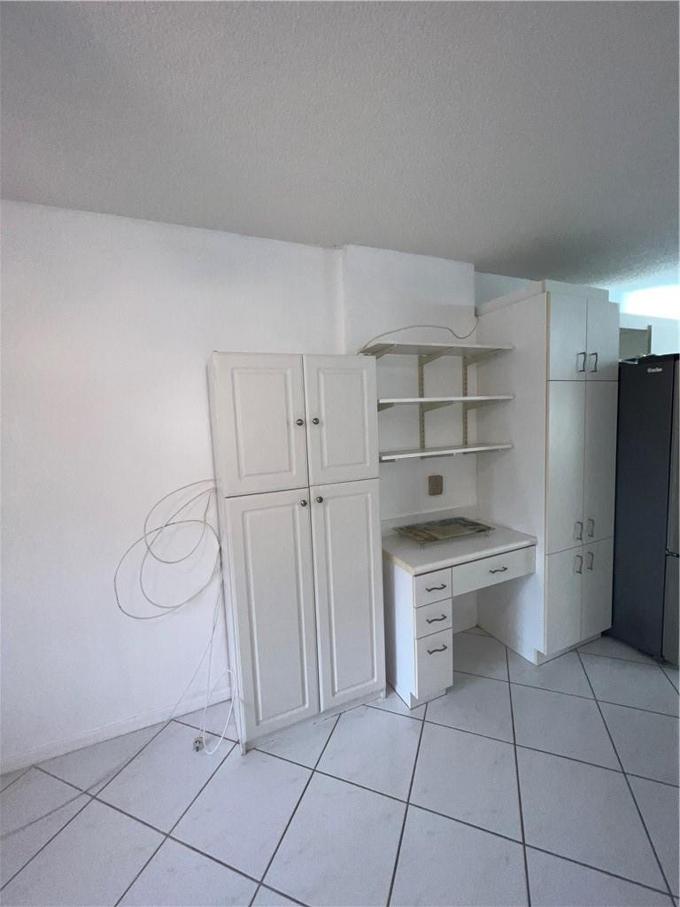 GRANVILLE KING'S POINT - Residential