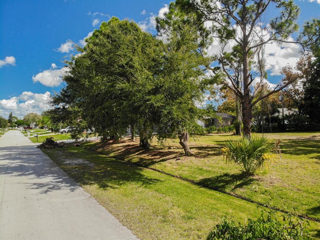 Photo of 2210 SW Edison Circle, Port Saint Lucie, FL 34953 (MLS # R10756718)