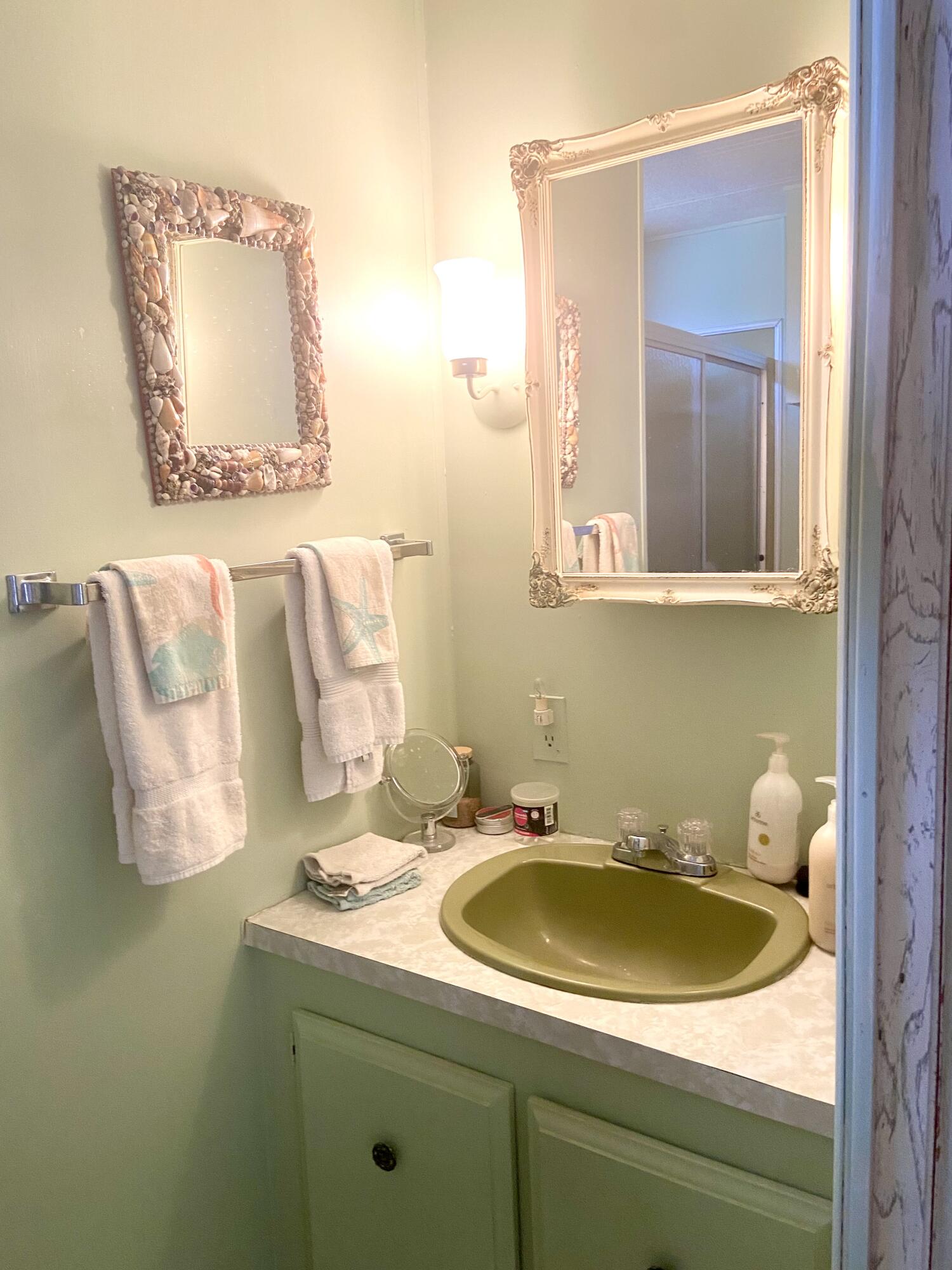 Spanish Lakes Riverfront - Residential