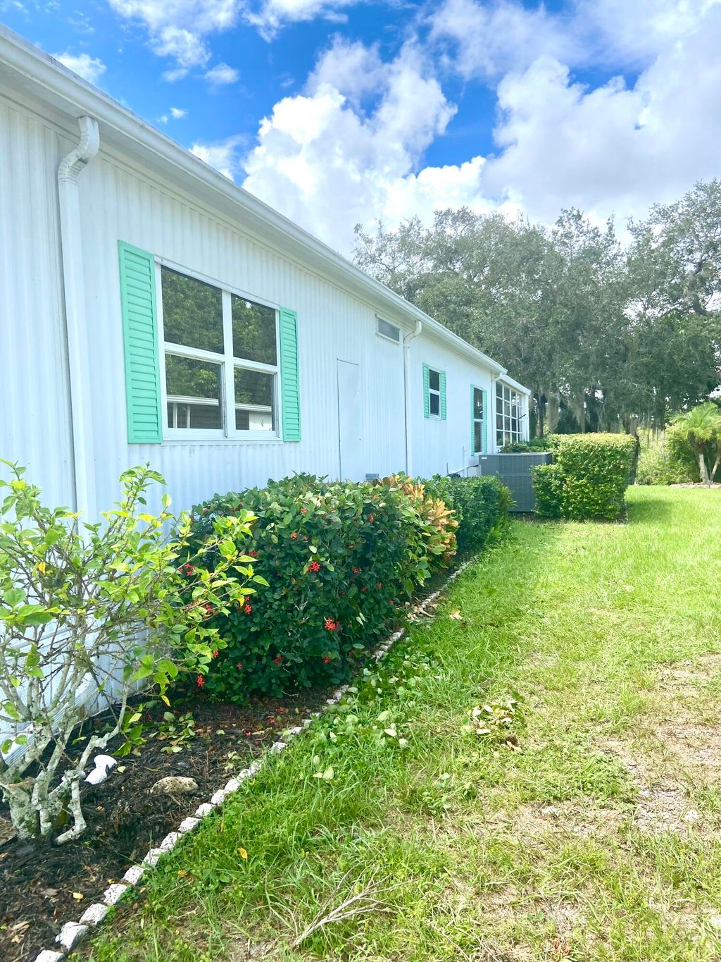 Photo of 29 Quintanna Roo Ln, Port Saint Lucie, FL 34952 (MLS # R11126738)