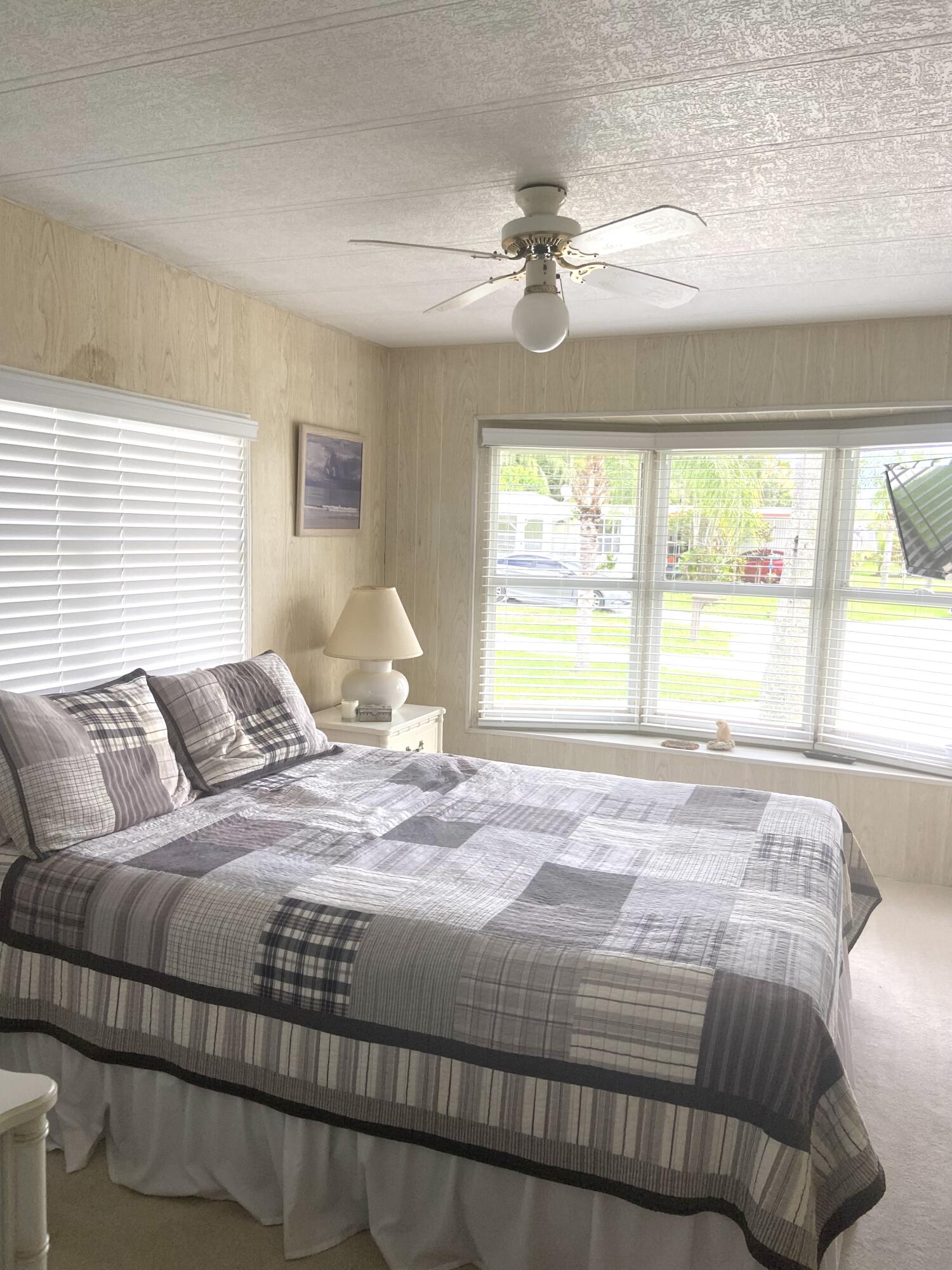 Spanish Lakes Riverfront - Residential