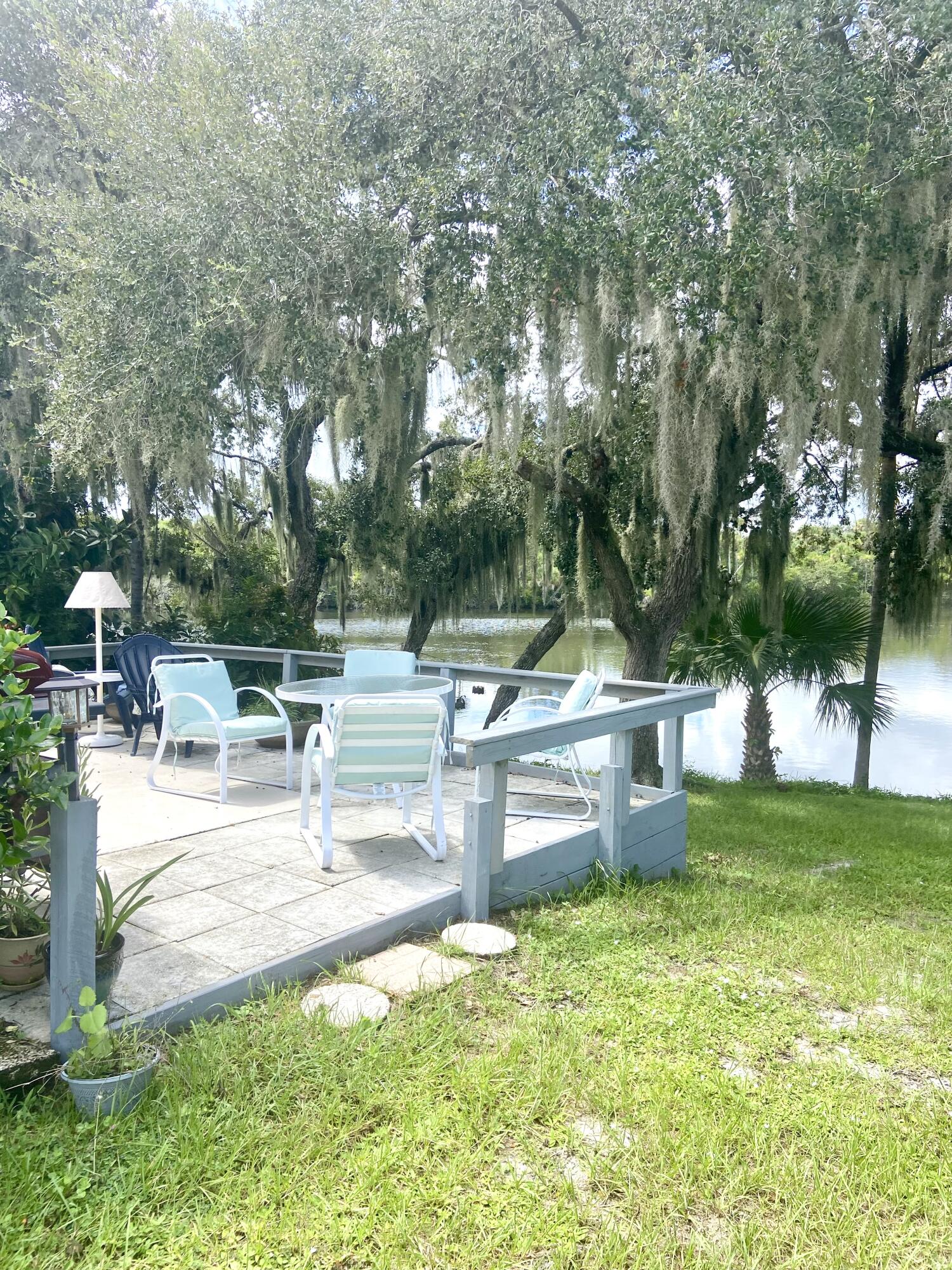 Spanish Lakes Riverfront - Residential