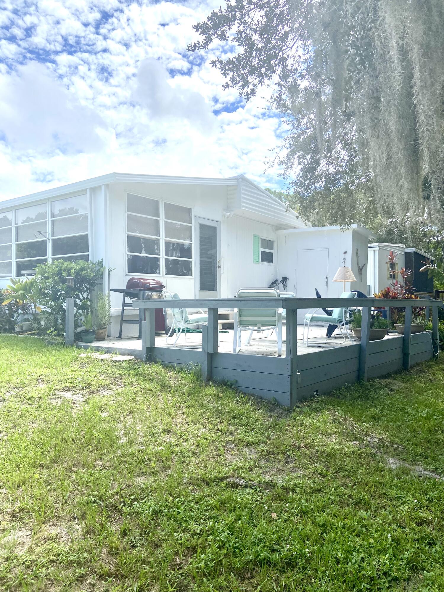 Spanish Lakes Riverfront - Residential