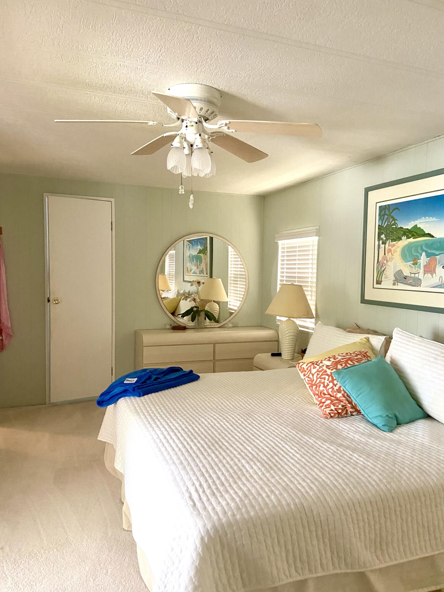 Spanish Lakes Riverfront - Residential