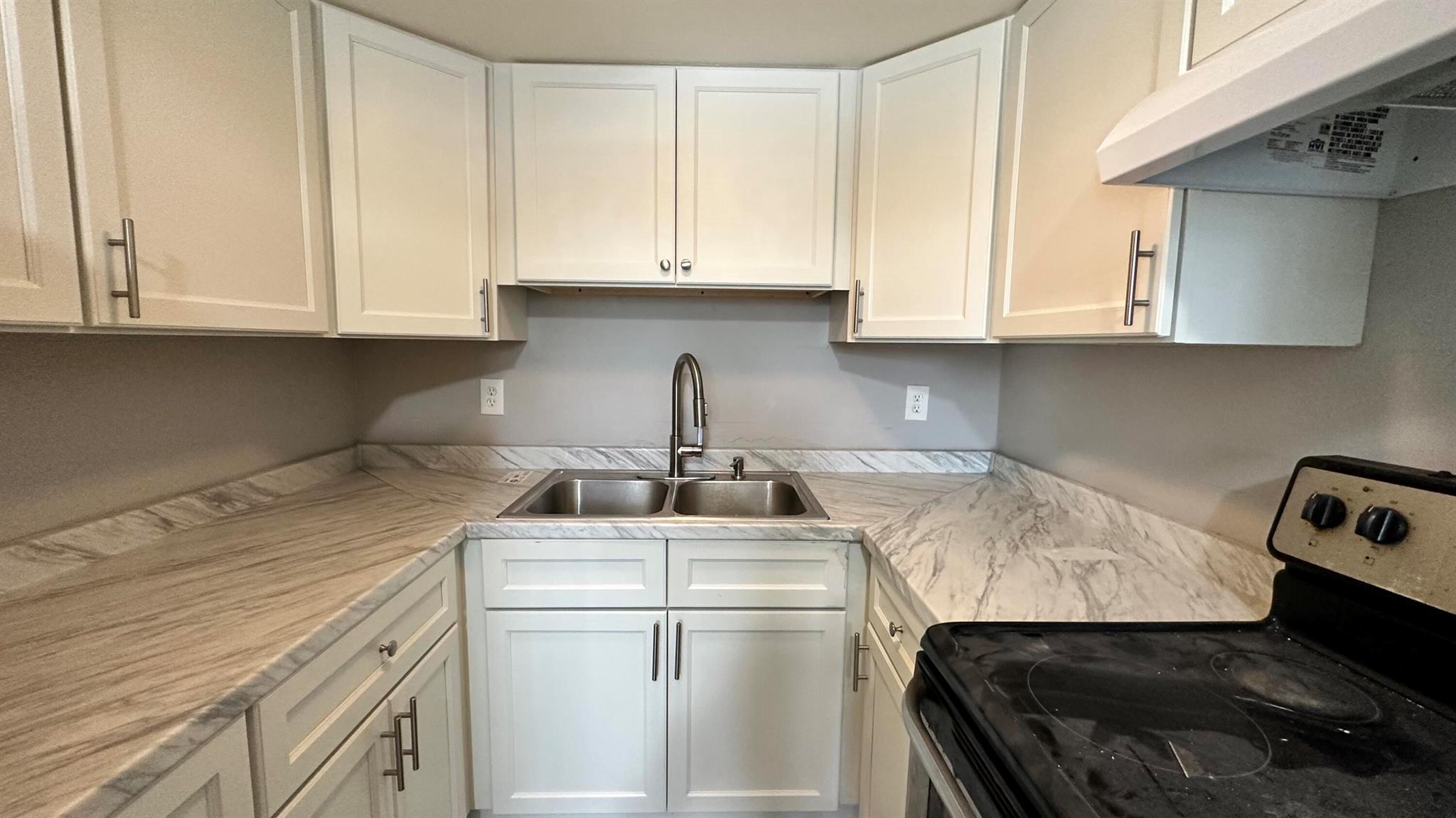08-43-45-21-00-000-0022 - Residential Lease