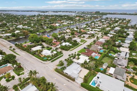 A home in Lake Worth Beach