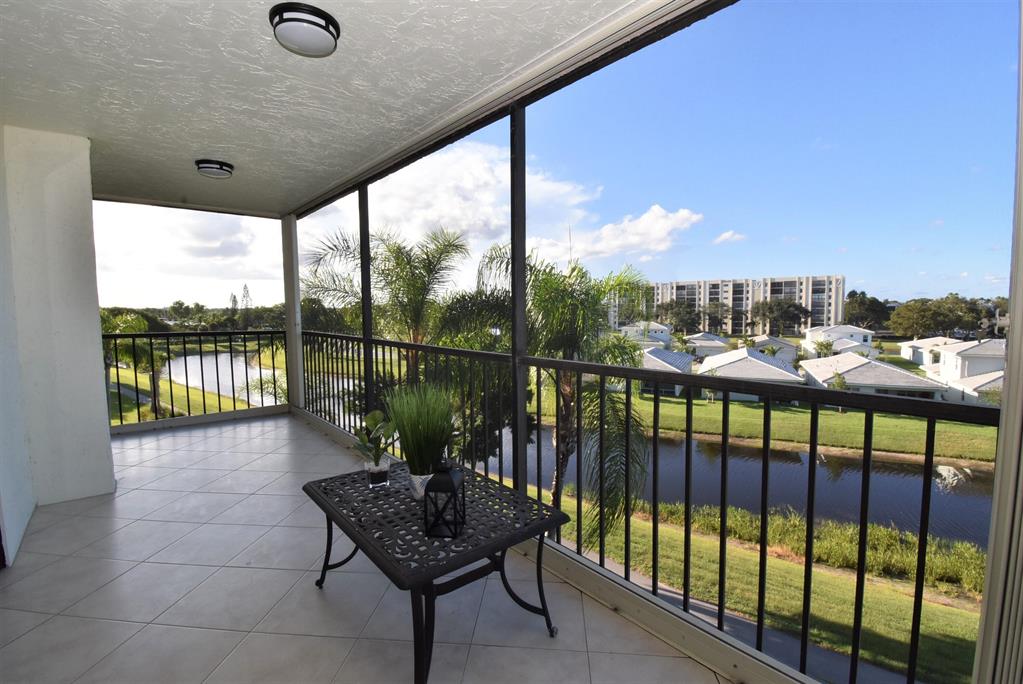 HUNTINGTON TOWERS CONDO - Residential