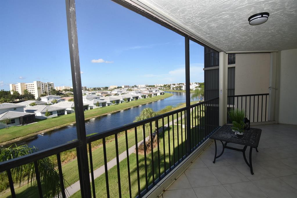 HUNTINGTON TOWERS CONDO - Residential