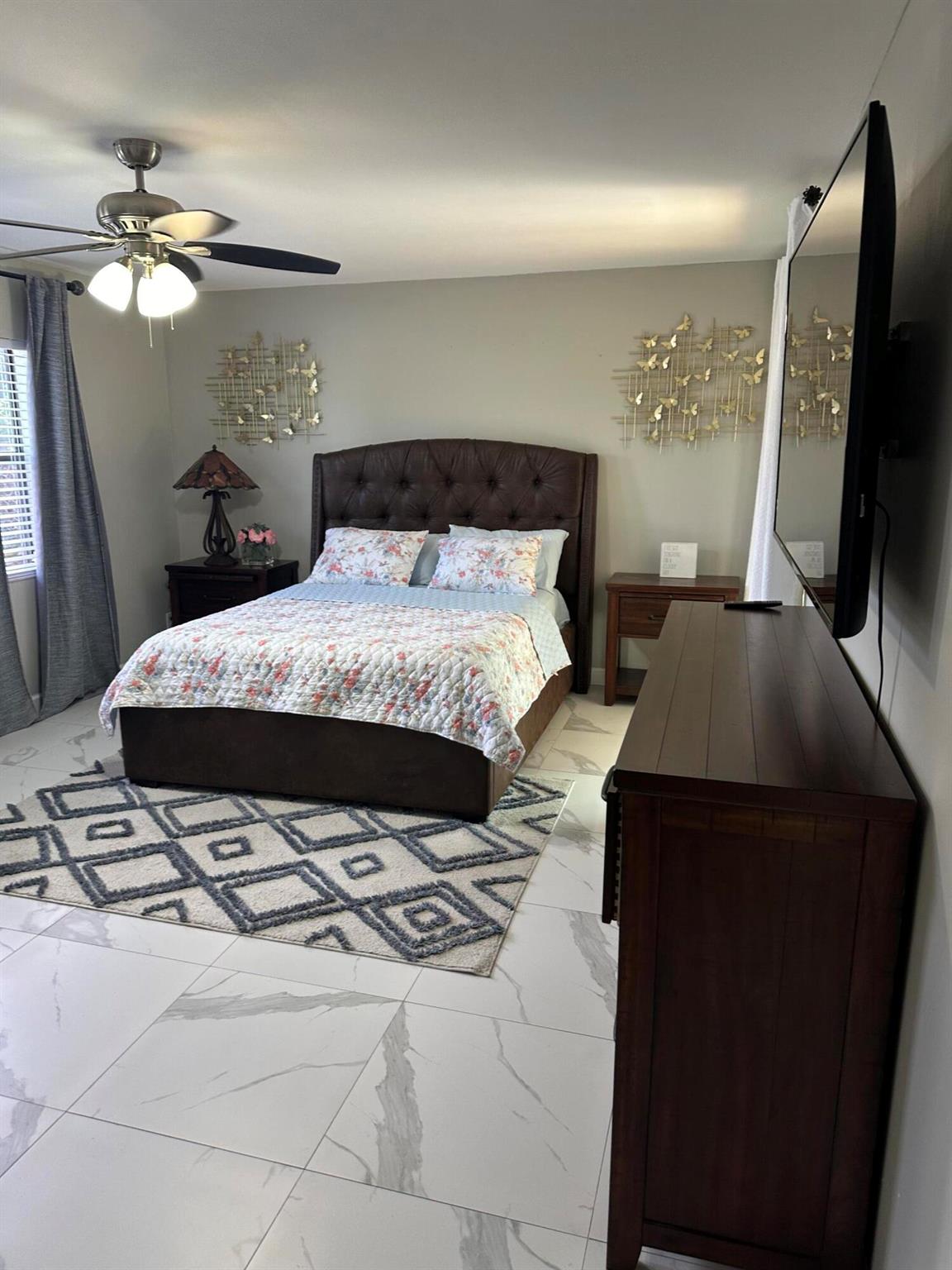 LAKE BOYNTON ESTATES 1 - Residential Lease