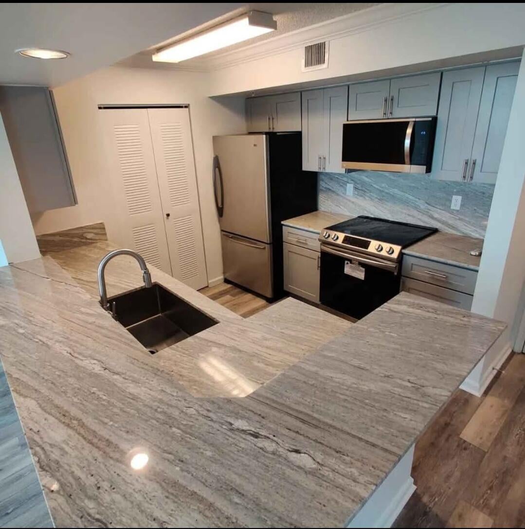 1000 Scotia Drive 506, Hypoluxo FL 33462