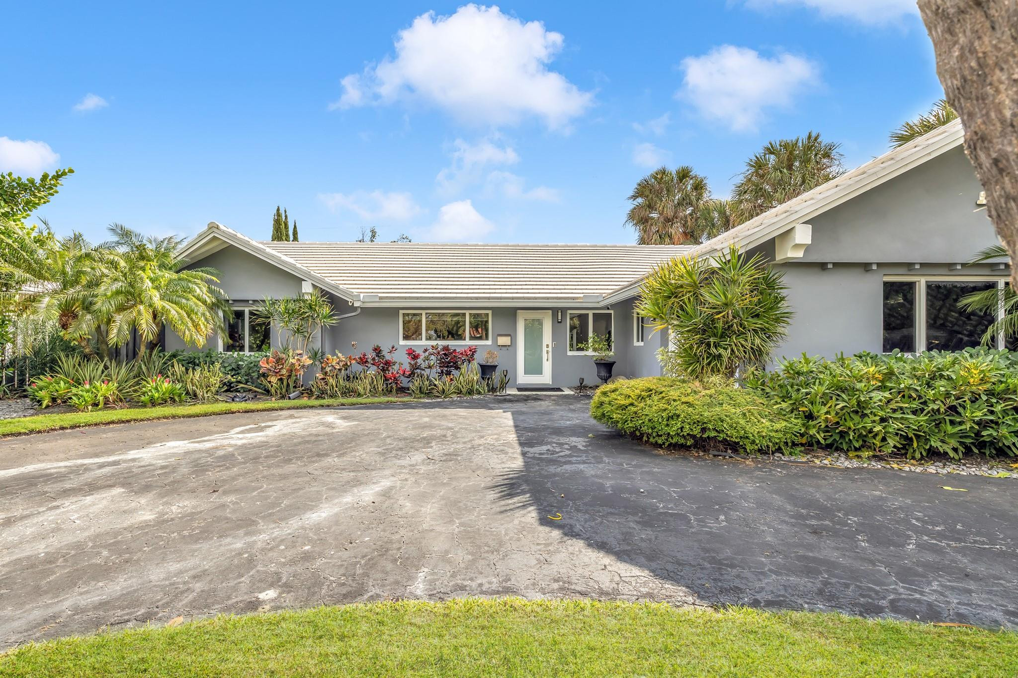 Coral Highlands 40-11 B - Residential