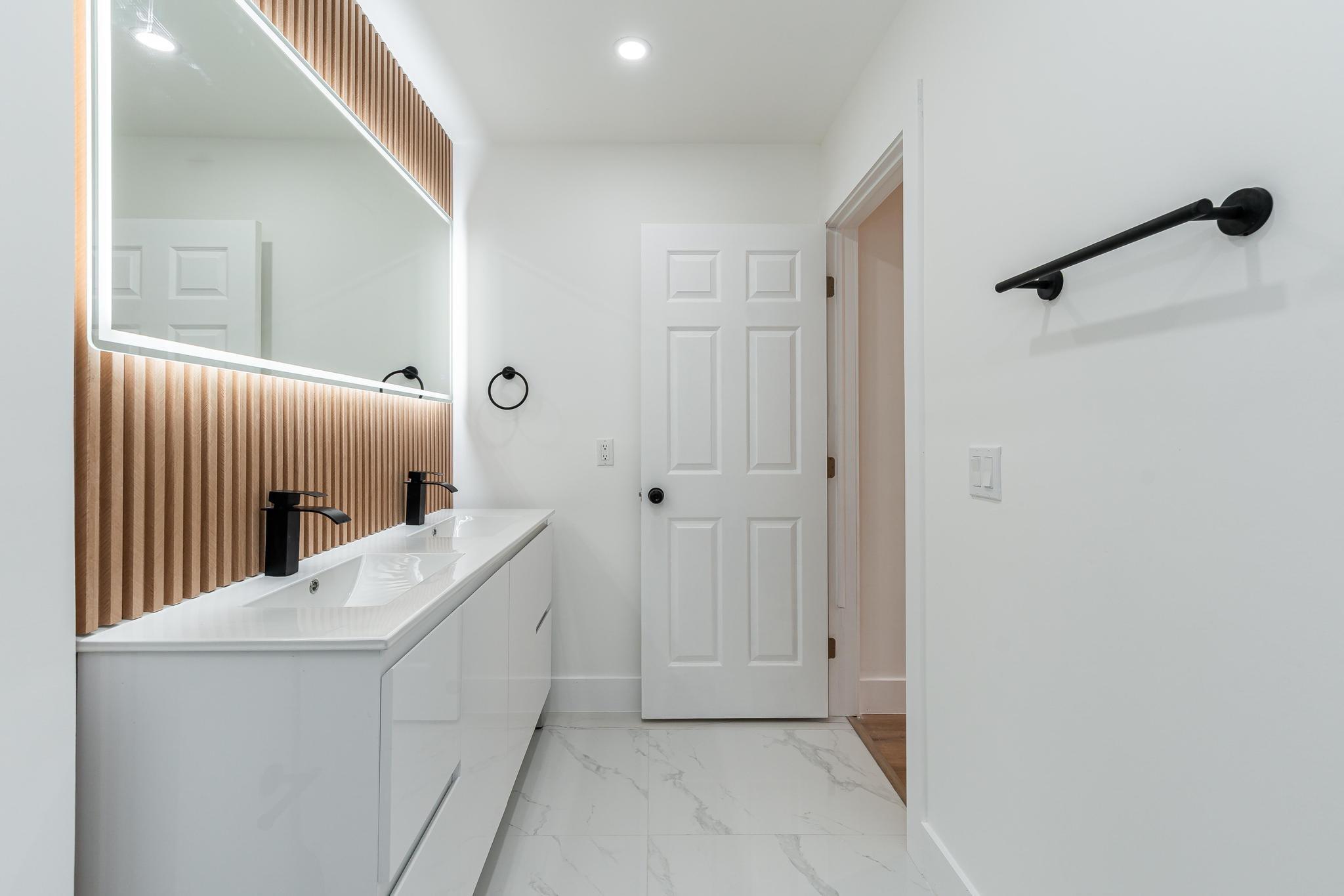 Holly Tree Patio Villas - Residential