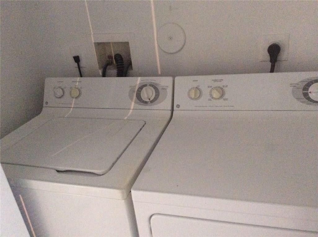 2051 Renaissance Boulevard 102, Miramar, FL, 33025/$225,000 3 2051 Renaissance Boulevard 102