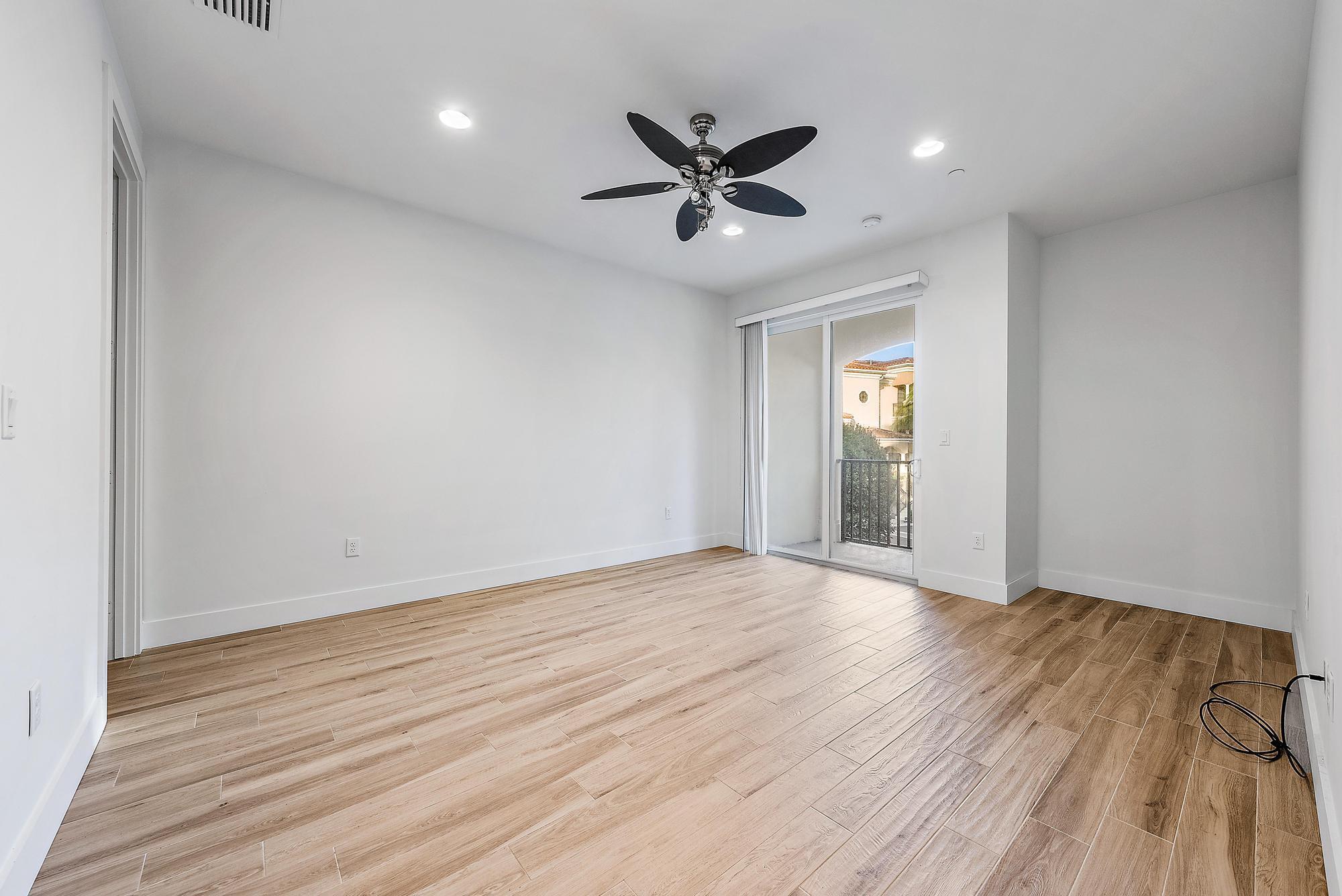 BELLA VILLAGGIO CONDO - Residential Lease