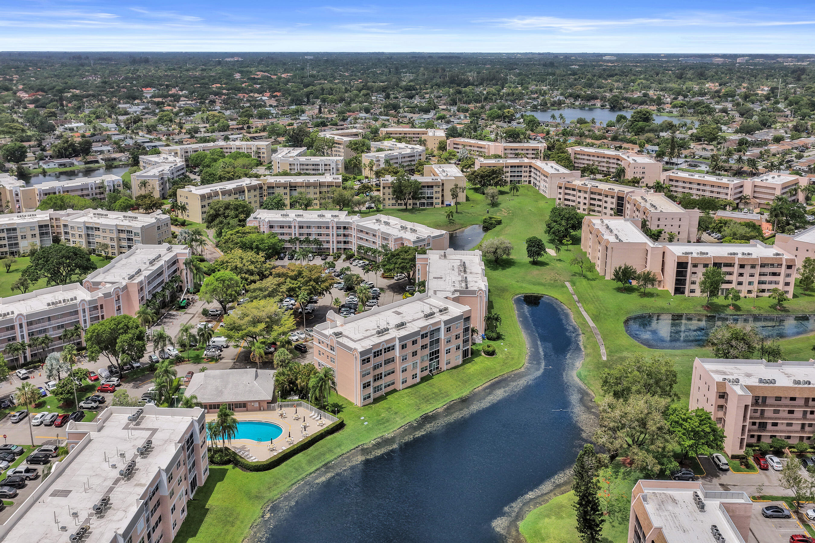 SUNRISE LAKES 190 CONDO - Residential