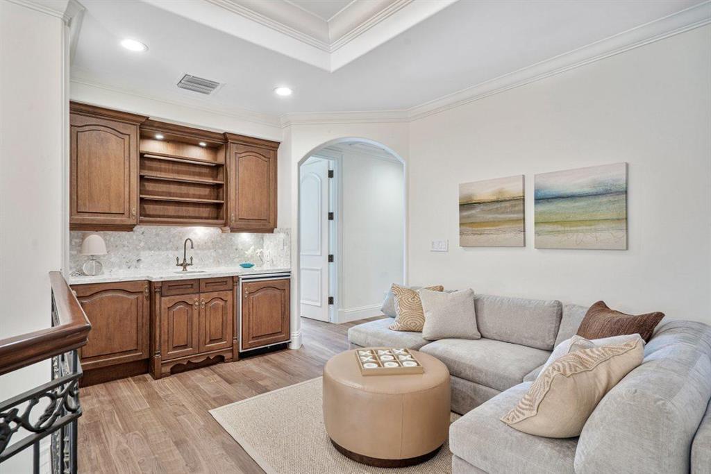 PALM BEACH SHORE ACRES - Residential