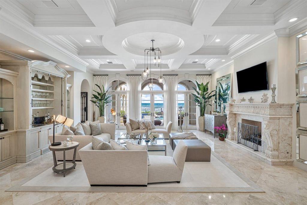 PALM BEACH SHORE ACRES - Residential