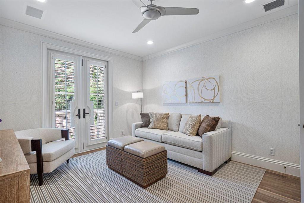 PALM BEACH SHORE ACRES - Residential