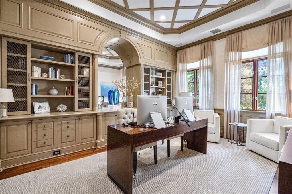 PALM BEACH SHORE ACRES - Residential