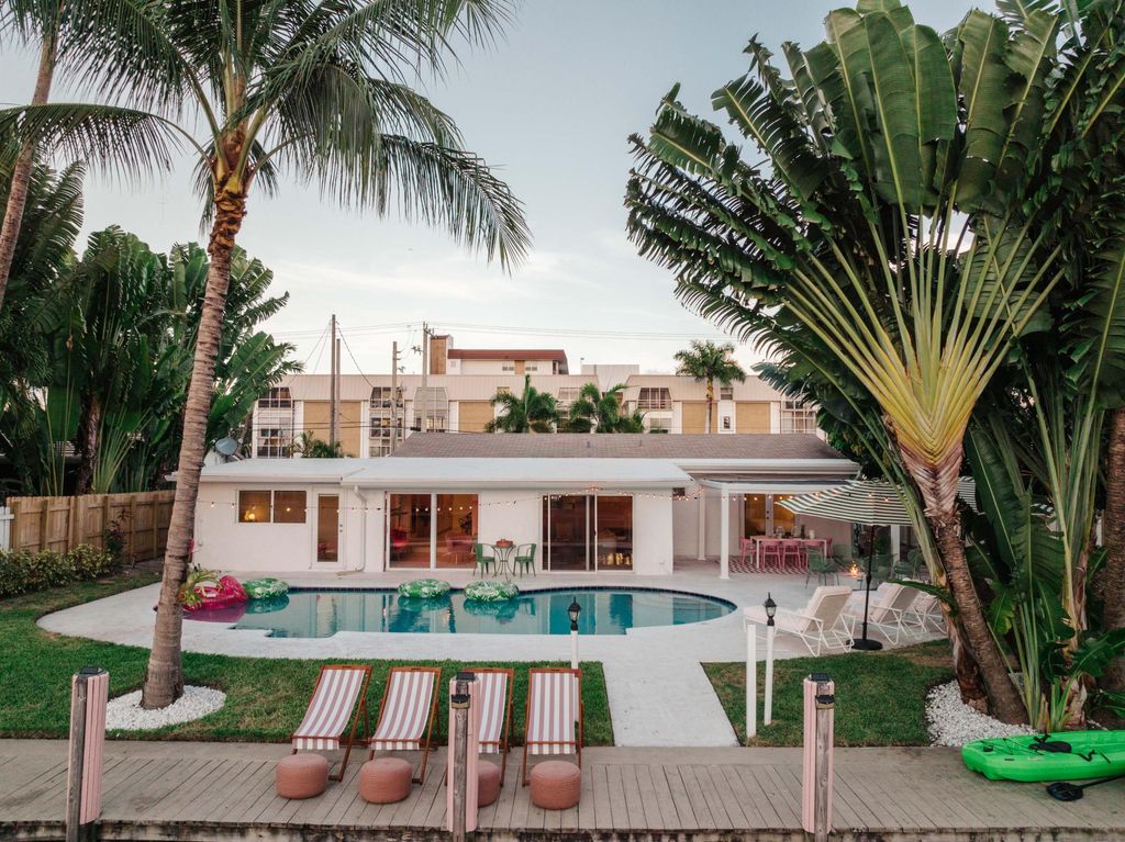 Photo of 3057 NE 16th Avenue, Oakland Park, FL 33334 (MLS # B26018986)