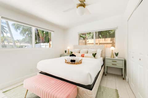 Tiny photo for 3057 NE 16th Avenue, Oakland Park, FL 33334 (MLS # B26018986)