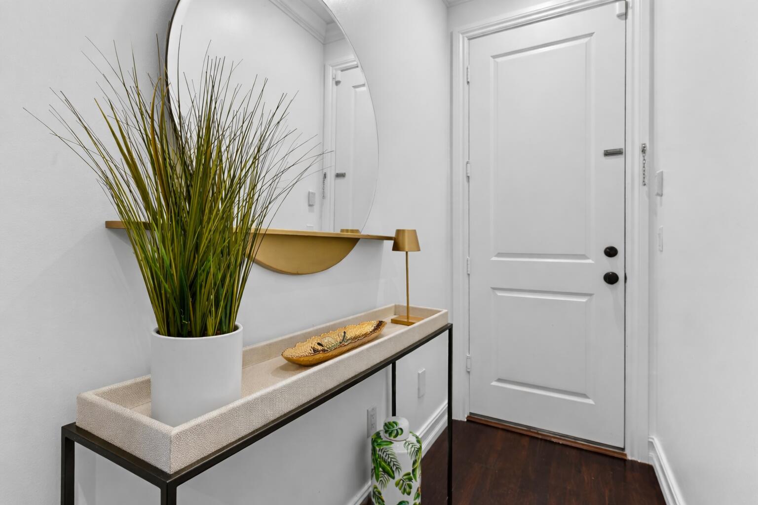 CANNERY ROW - Residential