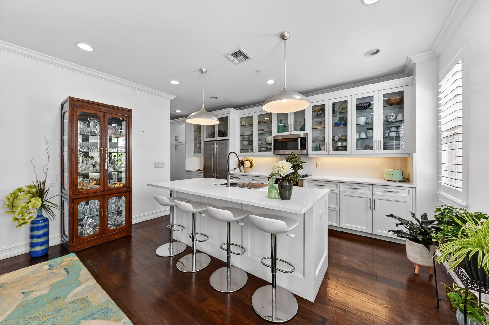 CANNERY ROW - Residential