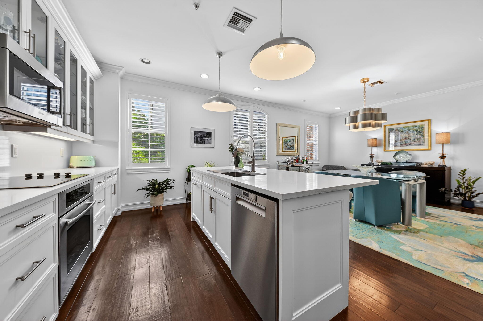 CANNERY ROW - Residential