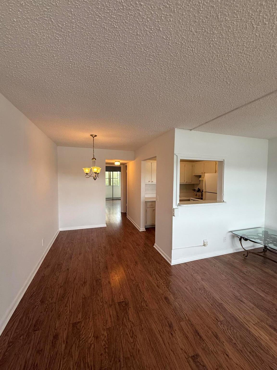 CHATHAM E - Residential Lease