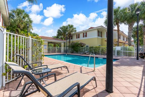 Tiny photo for 2543 NW 31st Court #2543, Oakland Park, FL 33309 (MLS # B26019359)