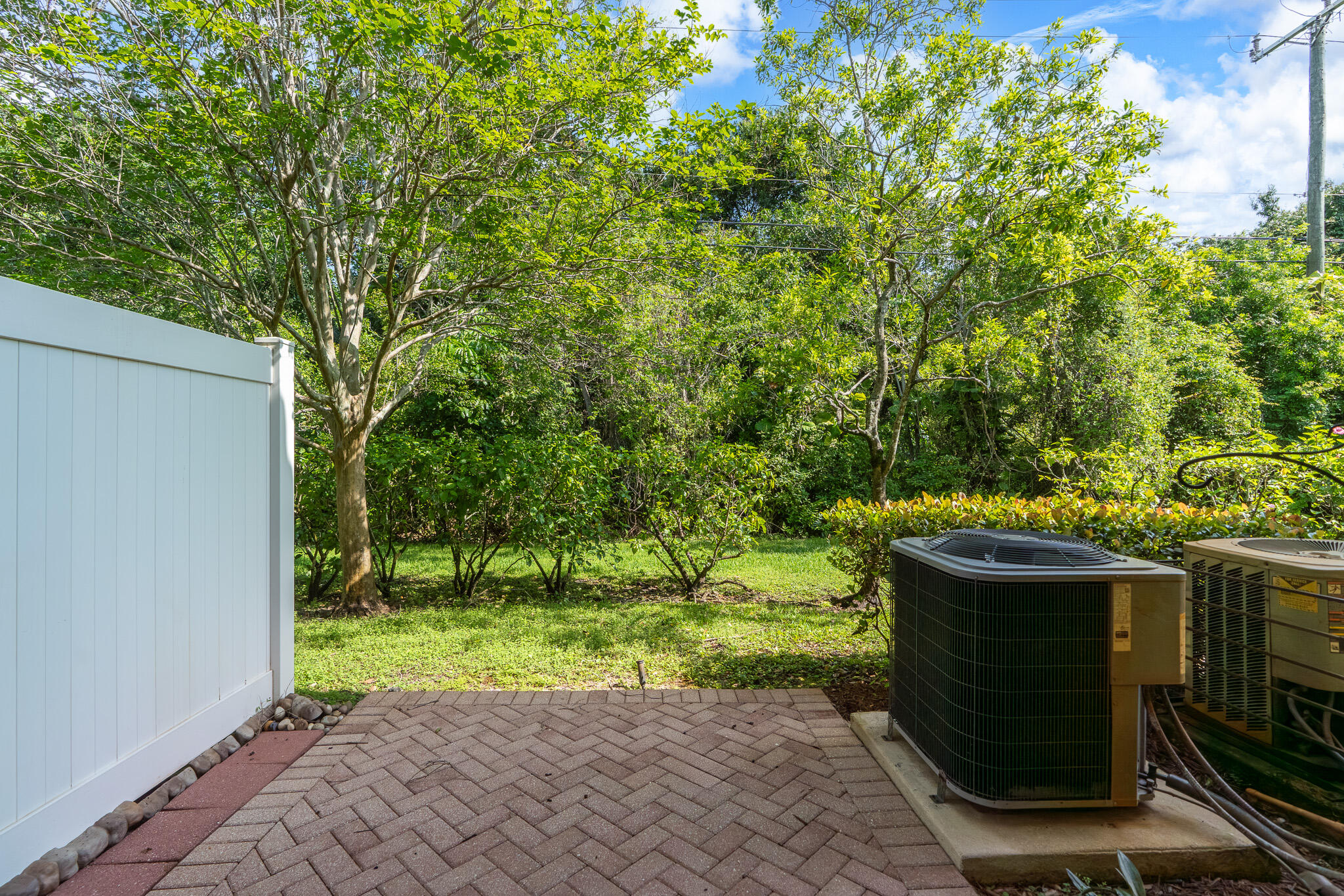 The Oaks at Oaklnd Forest - Residential