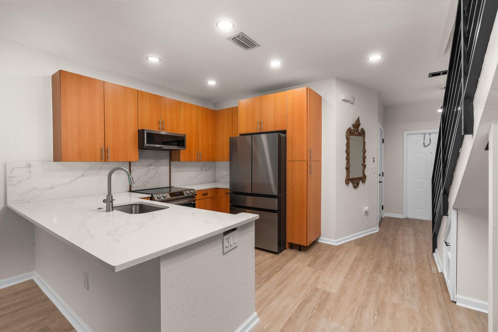 Photo of 2543 NW 31st Court #2543, Oakland Park, FL 33309 (MLS # B26019359)