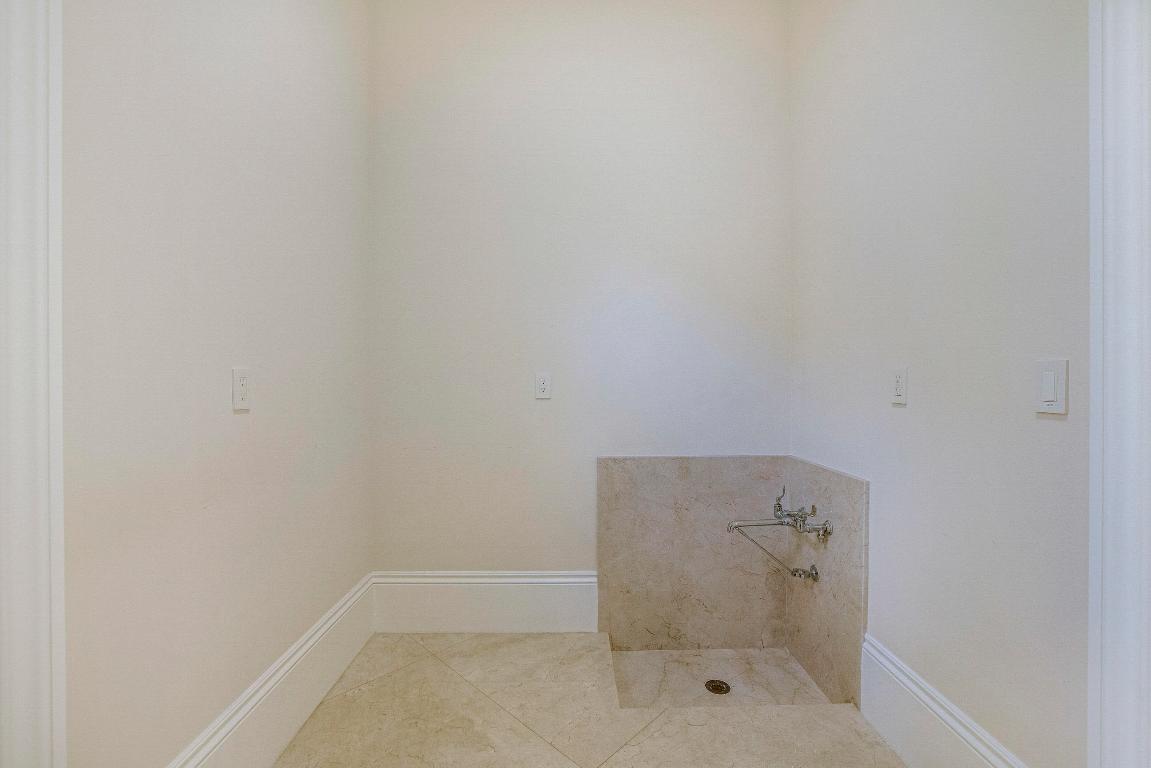 OLD PALM 3 - Residential