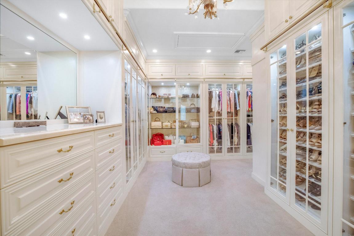 OLD PALM 3 - Residential