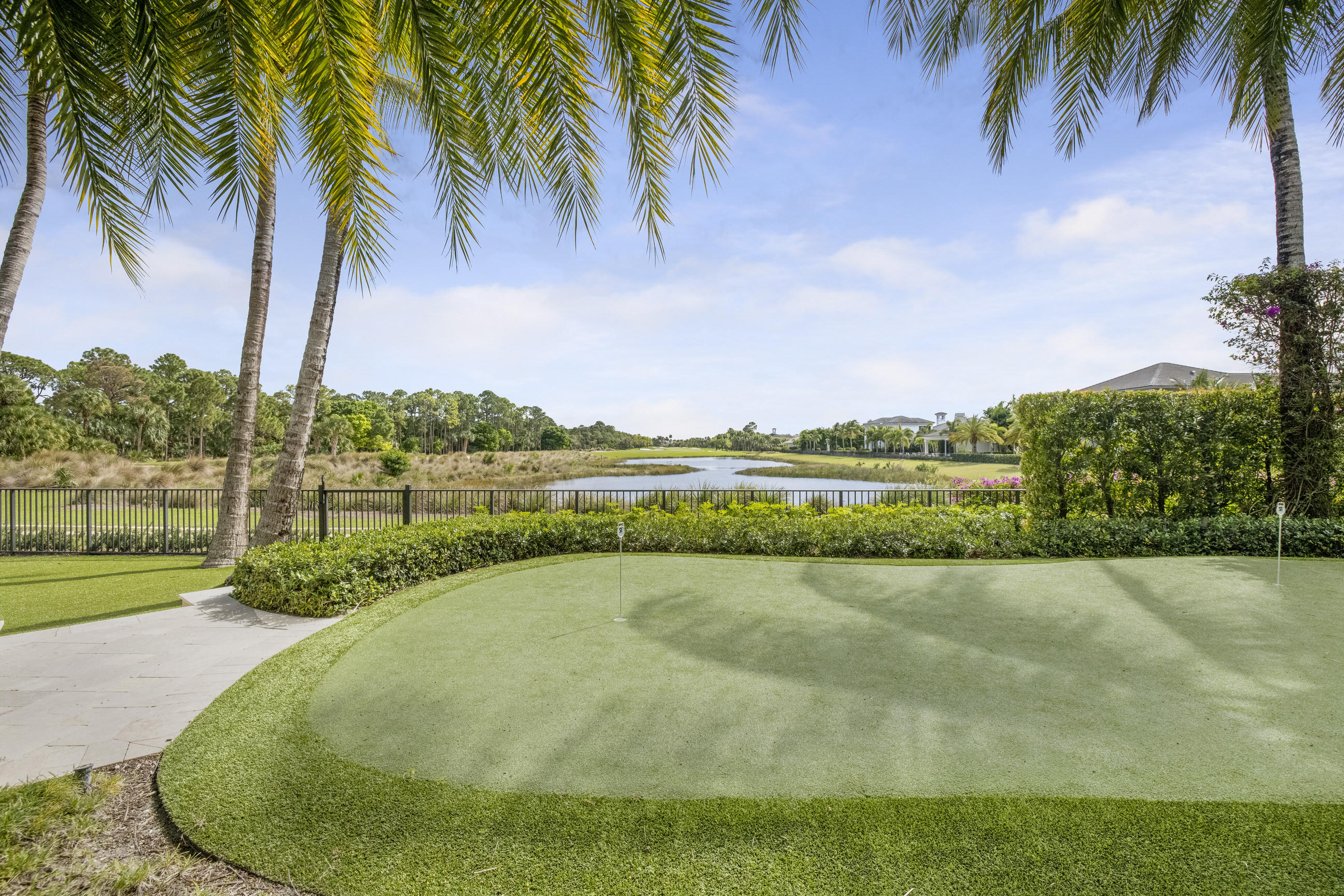 OLD PALM 3 - Residential