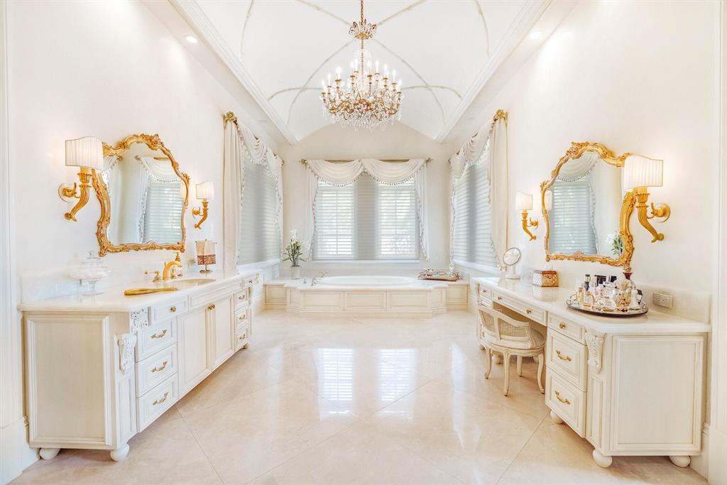 OLD PALM 3 - Residential