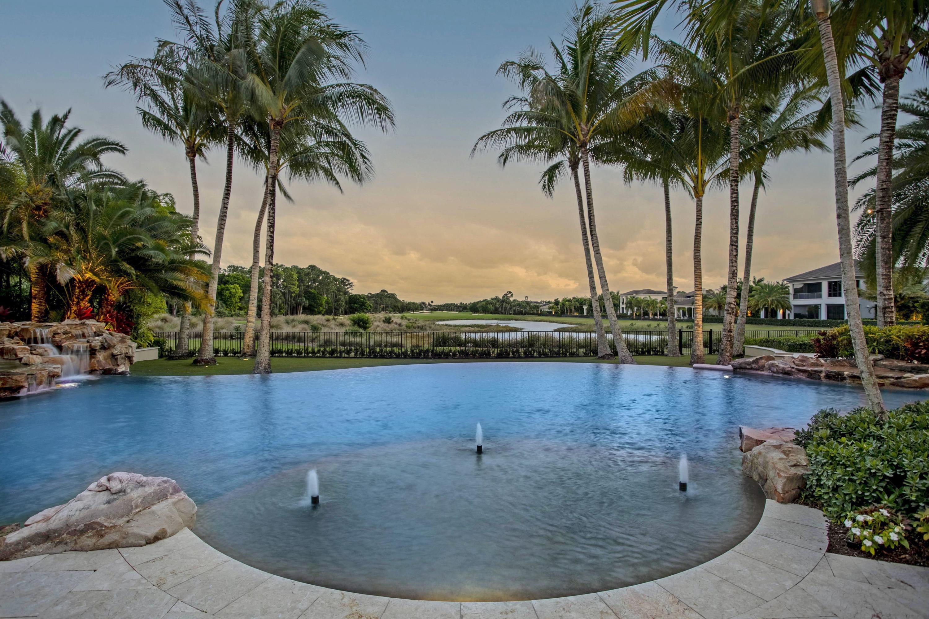 OLD PALM 3 - Residential