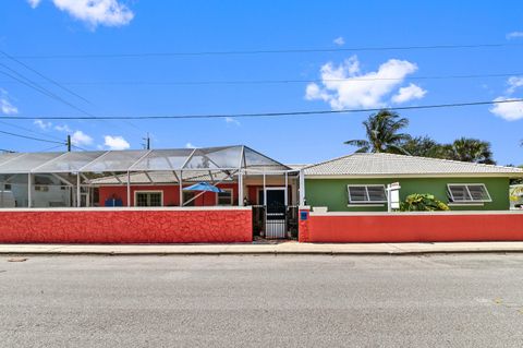 A home in Lake Worth Beach