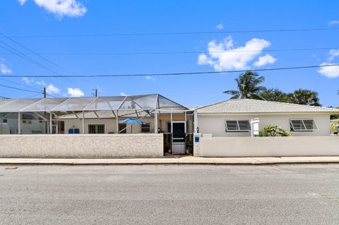 A home in Lake Worth Beach