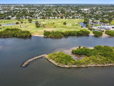 A home in Lake Worth Beach