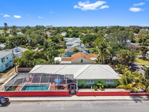 A home in Lake Worth Beach