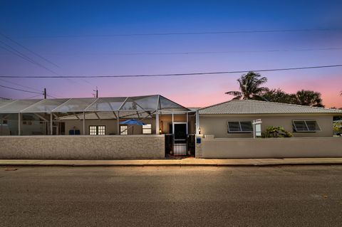 A home in Lake Worth Beach