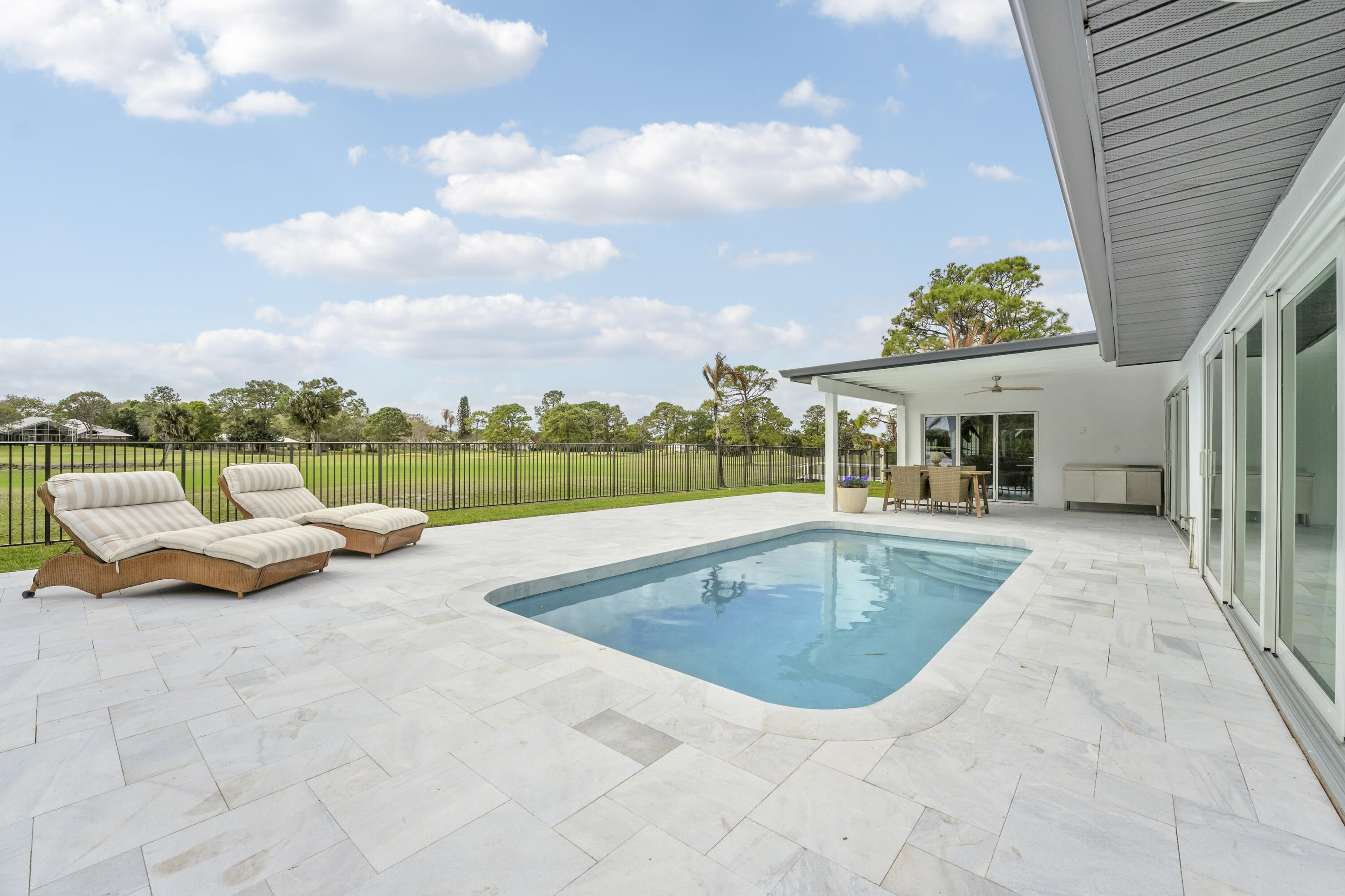 MID-RIVERS YACHT AND COUNTRY CLUB EVERGREEN - Residential